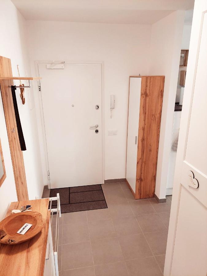 Newhome Nicole Premantura Ngoại thất bức ảnh